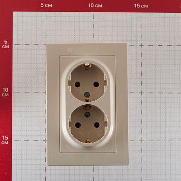 Розетка Systeme Electric AtlasDesign встраиваемая бежевая (ATN000224)