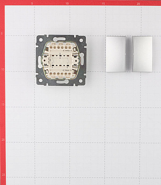 Выключатель Legrand Valena двухклавишный встраиваемый алюминий (694337)