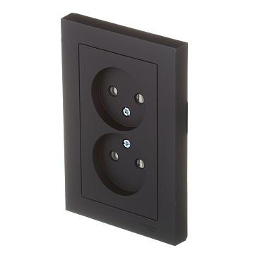 Розетка Systeme Electric AtlasDesign встраиваемая карбон со шторками (ATN001022)