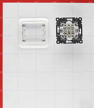 Выключатель Makel Mimoza трехклавишный встраиваемый белый (12091)