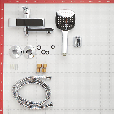 Смеситель для ванны Lavelly Balance хром однорычажный с коротким изливом с лейкой (672217)