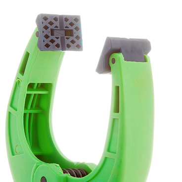 Струбцина ручная Сибртех клещеобразная пластиковая с усиленной пружиной 82 мм (20788)