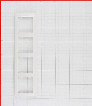 Рамка Hegel Master четырехместная белая (Р404)