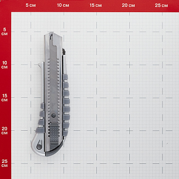 Нож строительный КМ 25 мм с ломающимся лезвием металлический корпус