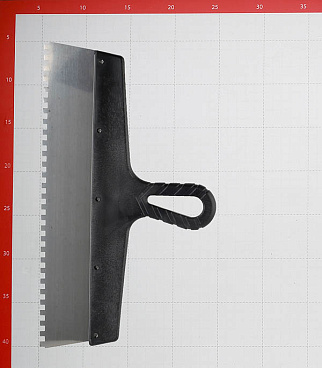 Шпатель зубчатый 350х6 мм с пластиковой ручкой (131155)