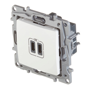 Розетка USB Legrand Etika встраиваемая белая 2хUSB Type-C (672235)