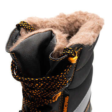 Ботинки рабочие кожаные утепленные с защитным композитным носком размер 45 черные Мистраль HX379-CSW (139258)