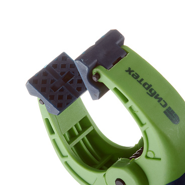 Струбцина ручная Сибртех клещеобразная пластиковая с усиленной пружиной 42 мм (20784)