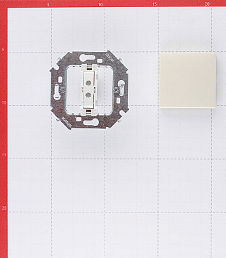 Выключатель Simon 15 одноклавишный встраиваемый слоновая кость (1591101-031)