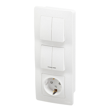 Блок выключатель и розетка Systeme Electric Blanca четырехклавишный встраиваемый белый с подсветкой (BLNBS102211)