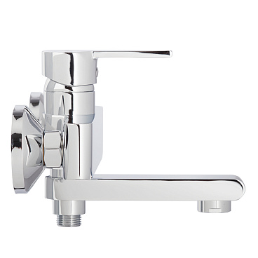Смеситель для ванны Lavelly Balance хром однорычажный с коротким изливом с лейкой (672217)