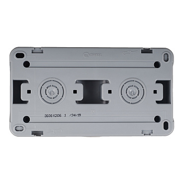 Розетка Makel накладная серая с крышкой (36064206)