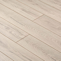 Ламинат 33 класс Ultradecor Expert Choice дуб светлый карпентер 2,22 кв.м 8 мм с фаской