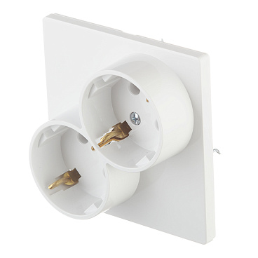 Розетка Simon 24 Harmonie встраиваемая белая (2450459-030)