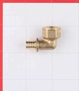 Угол Stout 20 мм х 3/4 ВР(г) латунный (SFA-0006-002034)