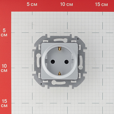 Розетка Legrand Inspiria встраиваемая алюминий со шторками (673732)