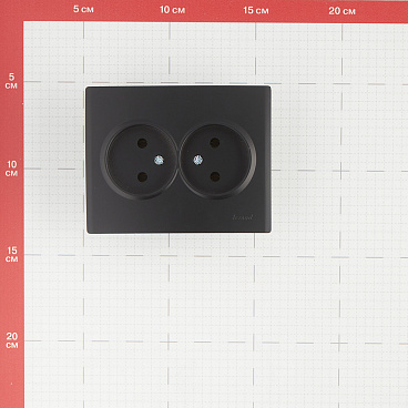 Розетка Lezard Karina встраиваемая черный бархат (707-4200-128B)