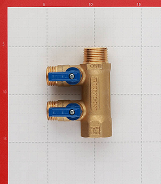 Коллектор Tiemme 3/4 ВР(г) х 2 выхода 1/2 НР(ш) ЕК х 3/4 НР(ш) с шаровыми кранами (1820029)
