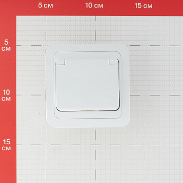 Розетка Makel Mimoza встраиваемая белая с крышкой (12029)