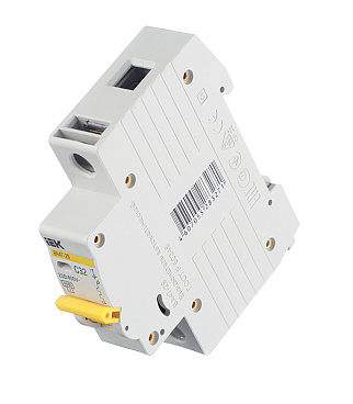 Автоматический выключатель модульный IEK Karat ВА 47-29 1P 32А тип C 4,5 кА 230/400 В (MVA20-1-032-C)