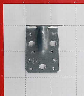 Уголок крепежный усиленный оцинкованный 90х90х65х2.5 мм GAH ALBERTS