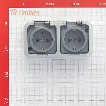 Розетка Svet накладная серая с крышкой (EV 0366-6629)