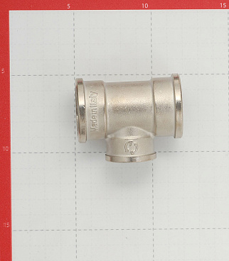 Тройник переходной Stout 1 ВР(г) х 1/2 ВР(г) х 1 ВР(г) латунный (SFT-0022-001121)