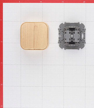 Выключатель Legrand Quteo двухклавишный накладной дерево (782262)