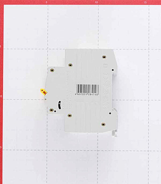 Автоматический выключатель модульный IEK Karat ВА 47-29 3P 63А тип C 4,5 кА 400 В (MVA20-3-063-C)