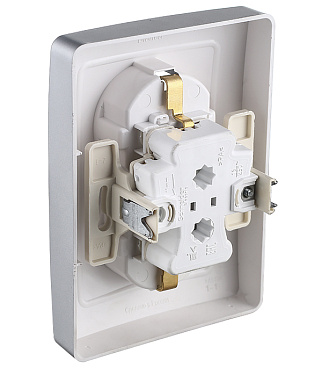 Розетка Systeme Electric Blanca встраиваемая алюминий со шторками (BLNRS001123)