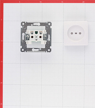 Розетка Hegel Master встраиваемая белая (РС16-401)