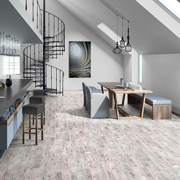 Плитка LVT Tarkett New Age Misty выбеленное дерево клеевая 914,4х152,4х2,1 мм 2,5 кв.м защитный слой 0,4 мм