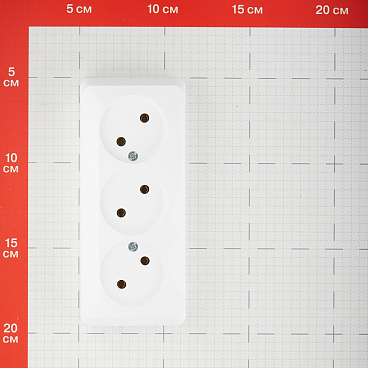 Розетка Systeme Electric Этюд накладная белая (PA16-009B)