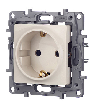 Розетка Legrand Etika встраиваемая слоновая кость (672321)