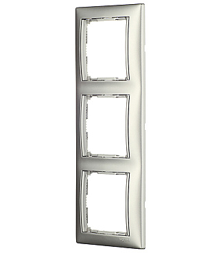 Рамка Legrand Valena трехместная алюминий (694332)