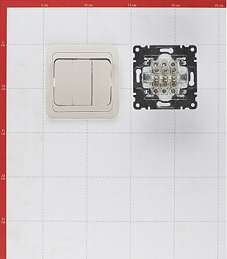 Выключатель Makel Mimoza трехклавишный встраиваемый бежевый (25091)