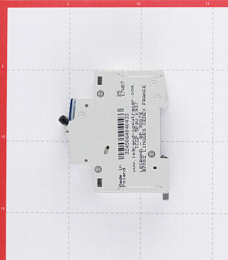 Автоматический выключатель модульный Legrand TX3 2P 20А тип C 6 кА 230/400 В (404043)