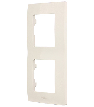 Рамка Legrand Etika двухместная слоновая кость (672512)