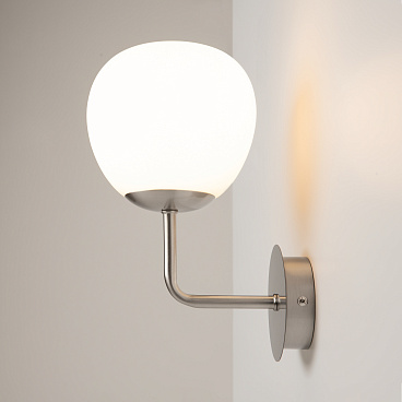 Настенный светильник (бра) Maytoni MOD221-WL-01-N