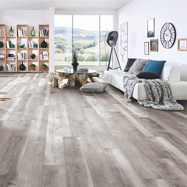 Ламинат 33 класс Ultradecor Expert Choice дуб блекватер 2,22 кв.м 8 мм с фаской