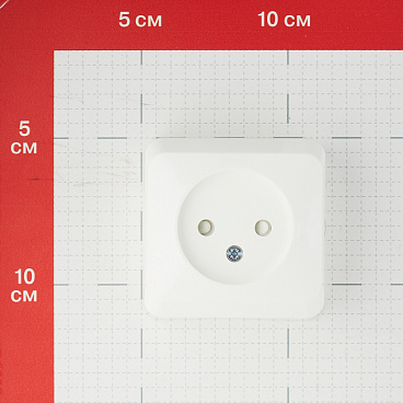 Розетка Systeme Electric Этюд накладная белая со шторками (PA16-002B)