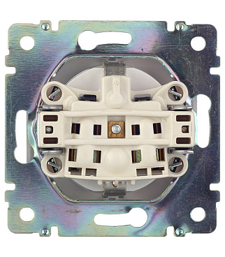 Розетка Legrand Valena встраиваемая алюминий со шторками (694343)