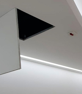 Люк ревизионный под покраску Хаммер Гиппократ 400х300 мм скрытый