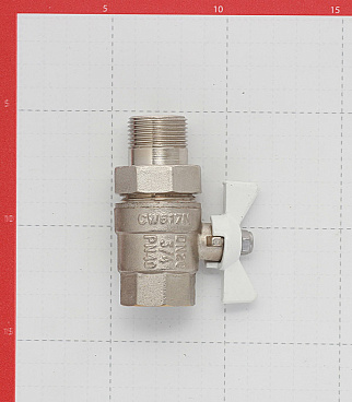 Кран шаровой латунный Valtec Base 3/4 ВР(г) х 3/4 НР(ш) бабочка с полусгоном прямой (VT.227.NW.05)