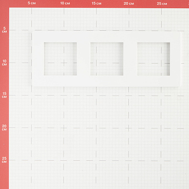 Рамка Simon 24 Harmonie трехместная белая (2400630-030)