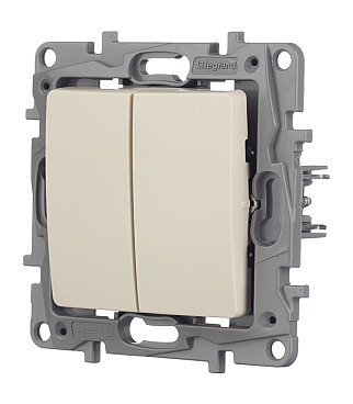 Выключатель Legrand Etika двухклавишный встраиваемый слоновая кость (672302)