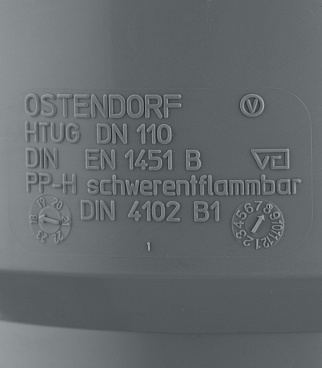Переходник Ostendorf HTUG d110х124 мм пластиковый на чугун с сальником для внутренней канализации (115820)