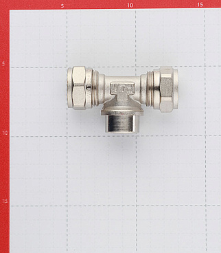 Тройник VALTEC (VTm.332.N.200420) 20 обж(ц) х 1/2 ВР(г) х 20 обж(ц)