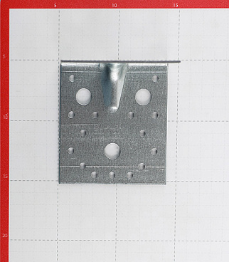 Уголок крепежный усиленный оцинкованный 105 (100)x105 (100)x90x2 мм
