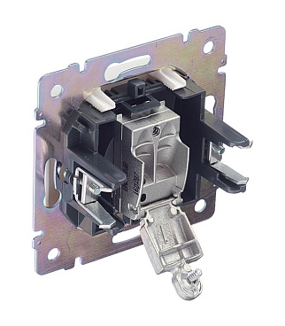 Розетка телевизионная Legrand Valena встраиваемая белая (694276)